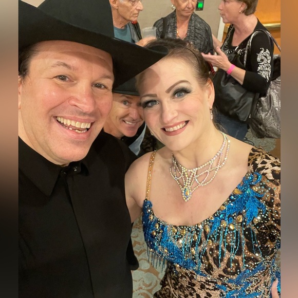 Meet your Posher, Sybil - Picture 13 of 16